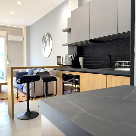 Appartamento Nefertiti's Urban Luxury Kerameikos 2br Industrial Balconies Netflix Atene