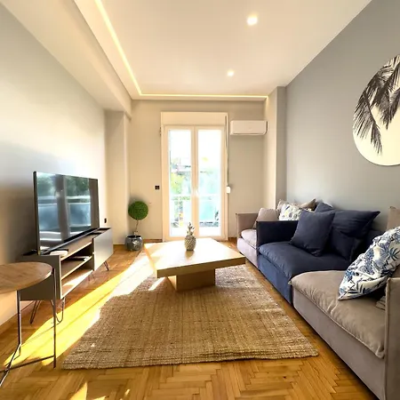 Appartamento Nefertiti's Urban Luxury Kerameikos 2br Industrial Balconies Netflix Atene