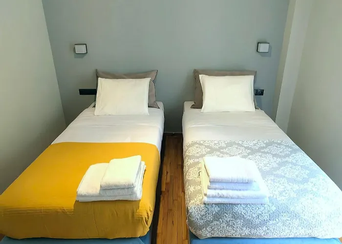 Nefertiti's Urban Luxury Kerameikos 2br Industrial Balconies Netflix Athens